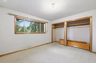 2041 E 26th Ave, Eugene, OR 97403 - Photo 17