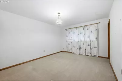 2041 E 26th Ave, Eugene, OR 97403 - Photo 21