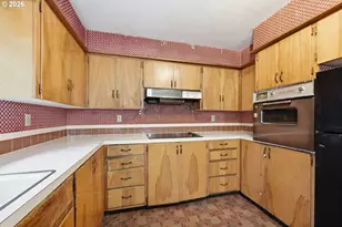 2041 E 26th Ave, Eugene, OR 97403 - Photo 13