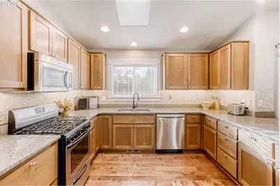 10245 SW 80th Ave, Portland, OR 97223 - Photo 7