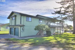 405 Arnold Ln, Brookings, OR 97415 - Photo 1