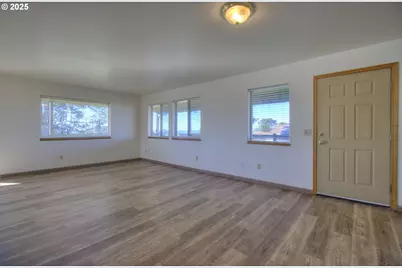 405 Arnold Ln, Brookings, OR 97415 - Photo 5
