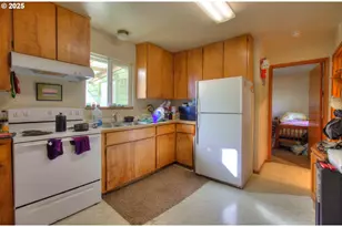 405 Arnold Ln, Brookings, OR 97415 - Photo 33