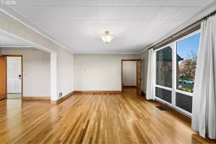 107 E 35th St, Vancouver, WA 98663 - Photo 7