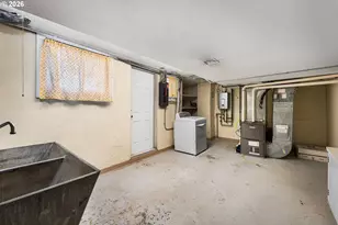 107 E 35th St, Vancouver, WA 98663 - Photo 33