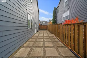 6055 SE 28th St, Gresham, OR 97080 - Photo 35