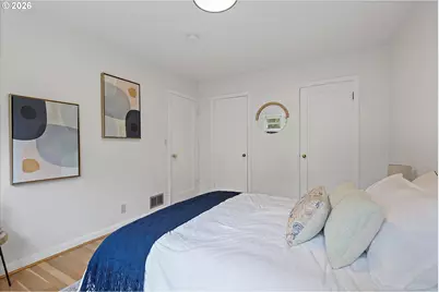 9710 SW 52nd Ave, Portland, OR 97219 - Photo 13
