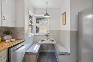 9710 SW 52nd Ave, Portland, OR 97219 - Photo 11