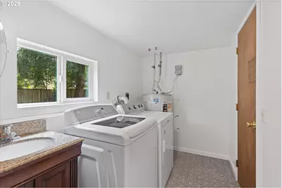 9710 SW 52nd Ave, Portland, OR 97219 - Photo 25