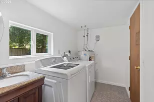 9710 SW 52nd Ave, Portland, OR 97219 - Photo 25