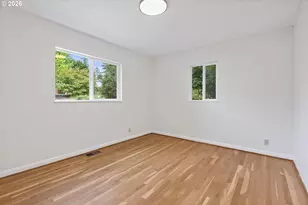 9710 SW 52nd Ave, Portland, OR 97219 - Photo 17