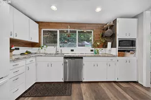 390 Hunington Ave, Eugene, OR 97405 - Photo 5