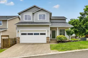 38417 Redwood St, Sandy, OR 97055 - Photo 1