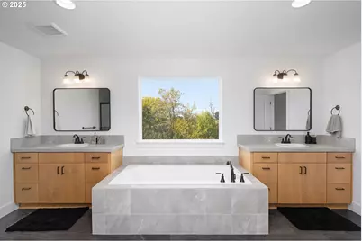 12205 SW Silvertip St, Beaverton, OR 97007 - Photo 25