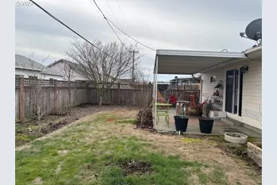 2130 Umpqua Rd, Woodburn, OR 97071 - Photo 11