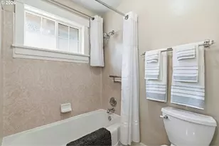 6995 SW 195th Ave, Beaverton, OR 97007 - Photo 27