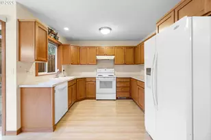 16108 SE Bybee Ct, Portland, OR 97236 - Photo 21