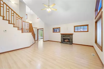 16108 SE Bybee Ct, Portland, OR 97236 - Photo 9