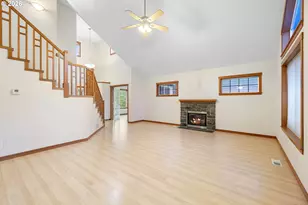 16108 SE Bybee Ct, Portland, OR 97236 - Photo 9