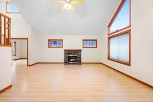 16108 SE Bybee Ct, Portland, OR 97236 - Photo 11