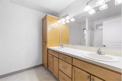 16108 SE Bybee Ct, Portland, OR 97236 - Photo 31