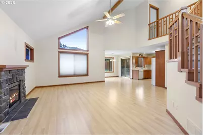 16108 SE Bybee Ct, Portland, OR 97236 - Photo 9