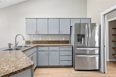 19346 Towercrest Dr, Oregon City, OR 97045 - Photo 17