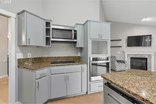 19346 Towercrest Dr, Oregon City, OR 97045 - Photo 19