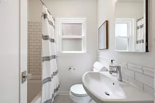 3945 SE Clinton St, Portland, OR 97202 - Photo 19