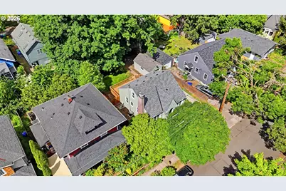 3945 SE Clinton St, Portland, OR 97202 - Photo 43
