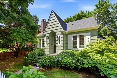 3945 SE Clinton St, Portland, OR 97202 - Photo 5