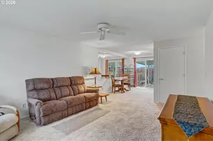 2160 Santiam Dr, Woodburn, OR 97071 - Photo 5