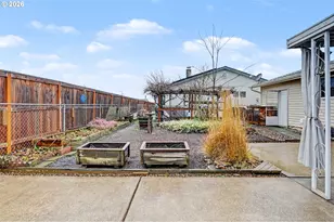 2160 Santiam Dr, Woodburn, OR 97071 - Photo 25