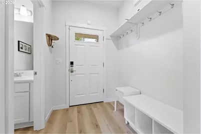 4914 SE 84th Ave, Portland, OR 97266 - Photo 3