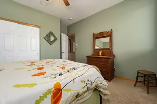 3017 Aldersgate Dr, Newberg, OR 97132 - Photo 35