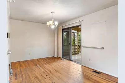 17708 NE Pacific St, Gresham, OR 97230 - Photo 5