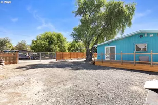 136 Sisters Ln, Roseburg, OR 97471 - Photo 29