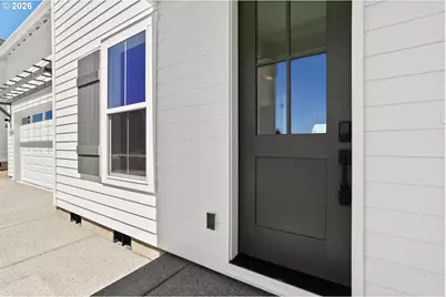 204 NW 16th Ave, Canby, OR 97013 - Photo 5