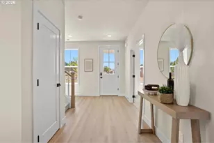 204 NW 16th Ave, Canby, OR 97013 - Photo 7