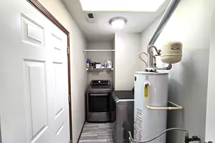 240 W Moore Ave, Hermiston, OR 97838 - Photo 15