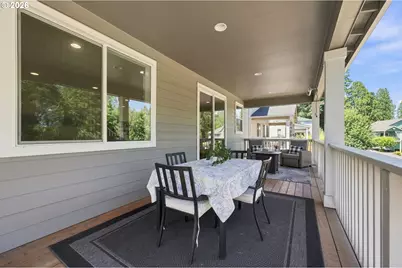 1204 N Sycamore St, Canby, OR 97013 - Photo 19