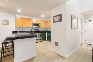 3926 Carman Dr, Lake Oswego, OR 97035 - Photo 29