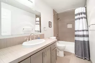 3926 Carman Dr, Lake Oswego, OR 97035 - Photo 15