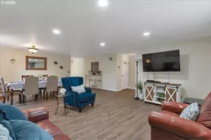 715 Wildflower St, Salem, OR 97301 - Photo 11