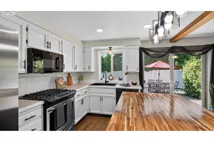 715 Wildflower St, Salem, OR 97301 - Photo 15