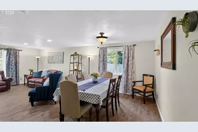 715 Wildflower St, Salem, OR 97301 - Photo 9