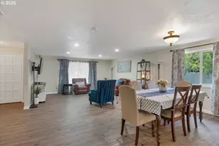 715 Wildflower St, Salem, OR 97301 - Photo 9