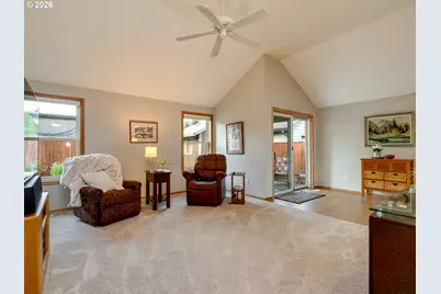 638 S 25th Ct, Cornelius, OR 97113 - Photo 11