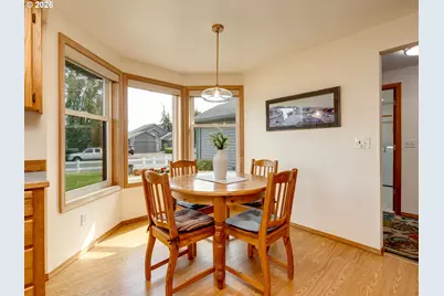 638 S 25th Ct, Cornelius, OR 97113 - Photo 3