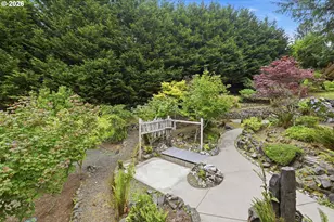 5540 Meadow Lake Way, Florence, OR 97439 - Photo 31